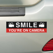 Lach u op camera bent bumpersticker (Op auto)