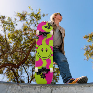 Lachen in limoengroen, heet roze en zwart persoonlijk skateboard