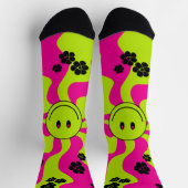 Lachen in limoengroen, heet roze en zwart sokken (Top)