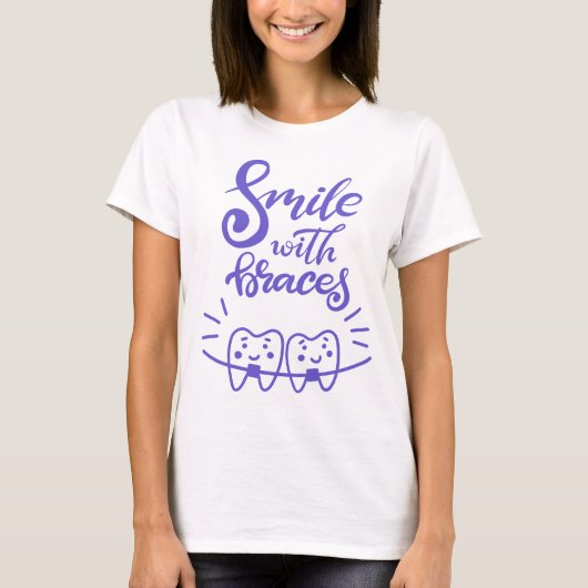 Lachen met races | Glimlende Teeth T-shirt (Voorkant)
