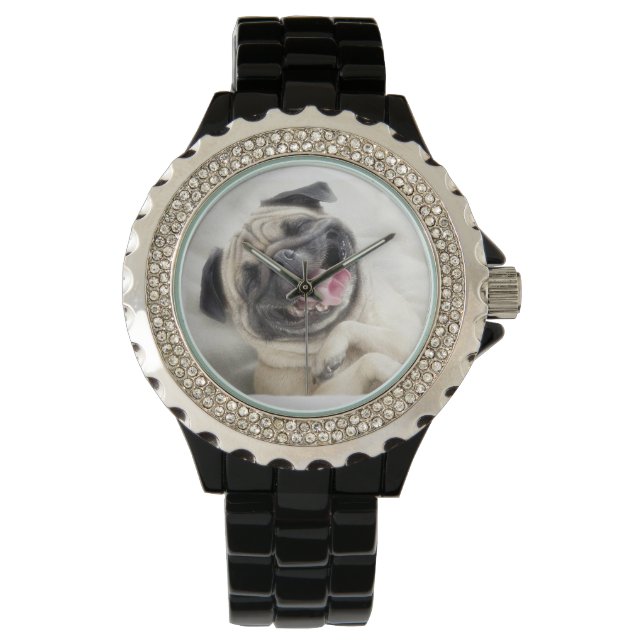 Lachend Pug Horloge (Voorkant)