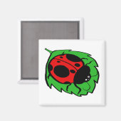Lachende lieveheersbeestje op een groen blad magneet (Voorkant / Achterkant)