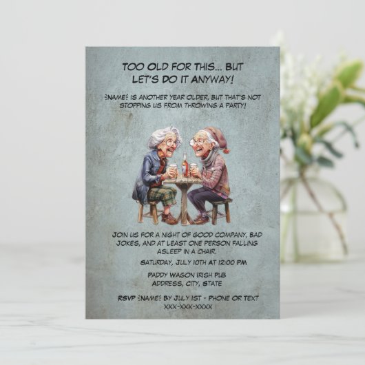 Lachende oma Verjaardag-grappige Senior Woman Part Kaart (Staand voorkant)