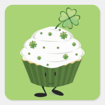 Lachende St. Patrick's dag cupcake
