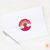 Lachende Wolken en Regenboog Ronde Sticker (Envelop)