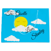 Lachende zon met gezwollen wolken: groot cadeauzakje (Voorkant)