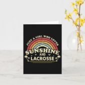 Lacrosse Shirt. Een meisje dat houdt van zon en ve Kaart (Gele Bloem)