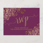 Lacy Gold Calligraphy Cassis Paars Wedding RSVP Briefkaart (Voorkant)