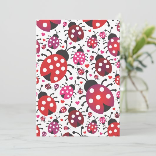 Lady bug love kinder party-uitnodiging kaart (Staand voorkant)