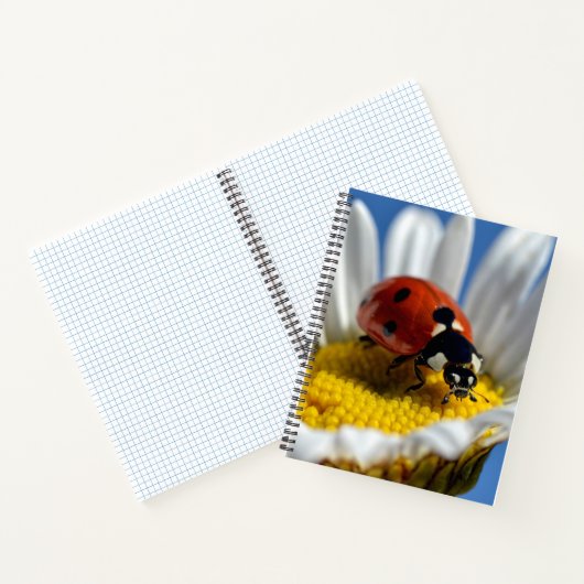 Lady bug op Mok Jigzaag Puzzle Teddy Bear Notitieboek (Binnen)