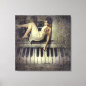 Lady en Piano Keys Canvas Afdruk (Voorkant)