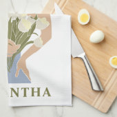 Lady Holding Bouquet van bloemen Green Abstract Ar Theedoek (Quarter Fold)