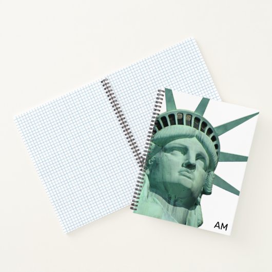 Lady Liberty en Monogram op White & Light Blauwgro Notitieboek (Binnen)