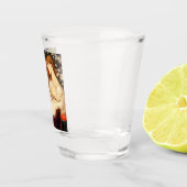 Lady Lilith (Verbluffende schoonheid met Long Red  Shot Glas (Rechts)