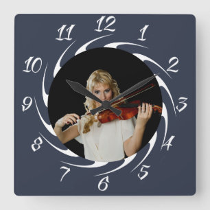 LADY MET VIOLIN VIERKANTE KLOK