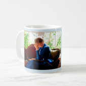 Lady reading, Victoriaans boek quote Koffiemok (Voorkant links)