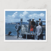 Lady Uitzichten Alcatraz Thru Telescope jaren 1950 Briefkaart (Voorkant)