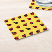 Ladybug 60s retro cool red yellow kartonnen onderzetters (Schuin)