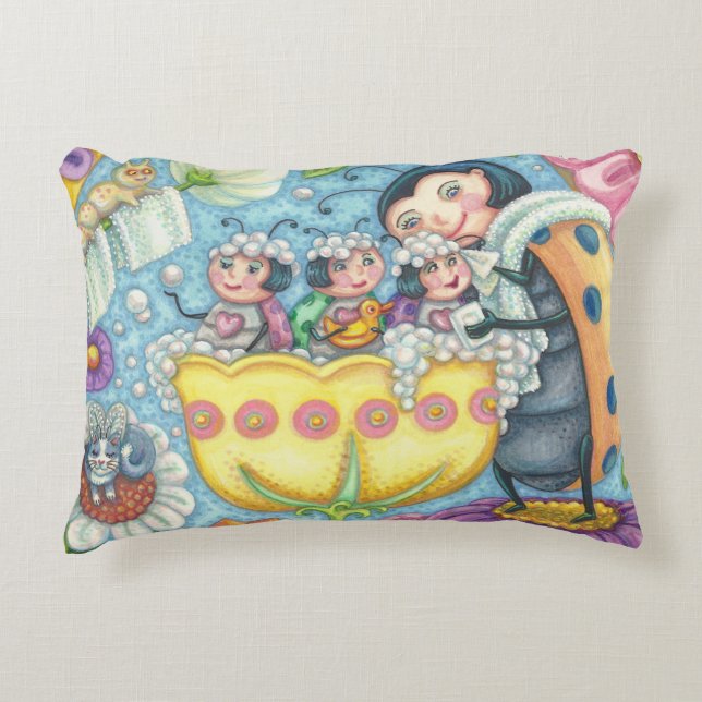 Ladybug Bubblebat LADYBUG FAMILIE ACCENT PILLOW Accent Kussen (Voorkant)