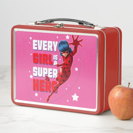 Ladybug Elk meisje is een superheld (In situ)