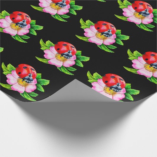 Ladybug Floral Black Wrapping Paper Cadeaupapier (Hoek)