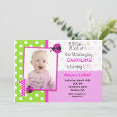 Ladybug Foto 1st Birthday Party Invitation Kaart (Staand voorkant)