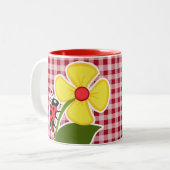 Ladybug in Carmine Red Gingham Tweekleurige Koffiemok (Voorkant links)