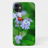Ladybug on For-get-me-not iPhone 11 Hoesje (Achterkant)