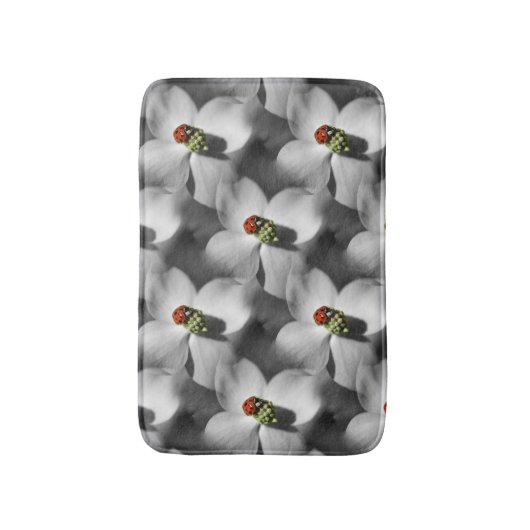 Ladybug op Dogwood Flower Natuur Pattern Badmat (Voorkant Verticaal)