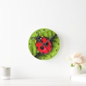 Ladybug op een lef ronde klok (Huis)
