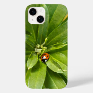 Ladybug op Flowers Case-Mate iPhone 14 Hoesje