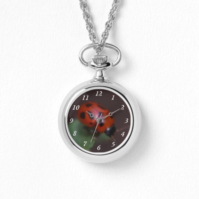 Ladybug op Flowers Horloge (Voorkant)