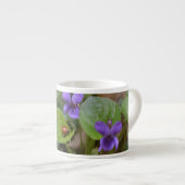Ladybug op Sweet Violet Flowers Espresso Kop (Voorkant rechts)
