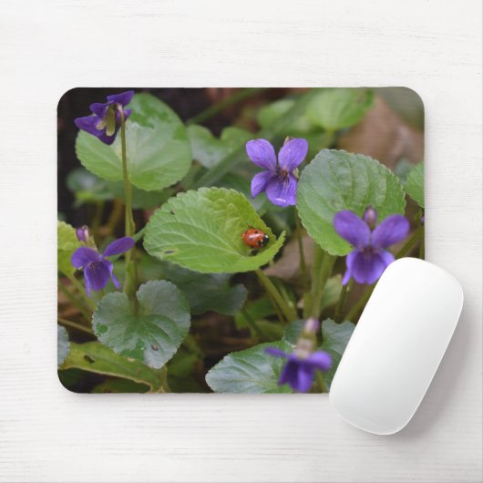 Ladybug op Sweet Violet Flowers Muismat (Met muis)