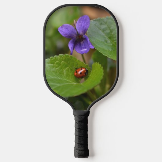Ladybug op Sweet Violet Flowers Pickleball Paddle (Voorkant)