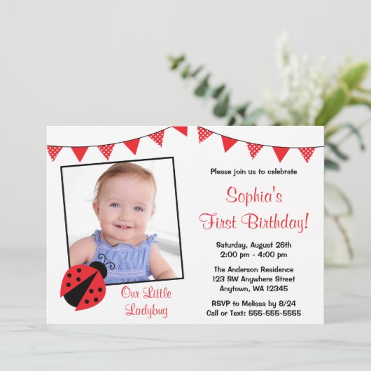 Ladybug Rood Zwart Foto Verjaardag uitnodigingen (Staand voorkant)