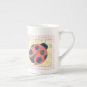 Ladybug Trio Landing on Flowers Porselein Kop (Rechts)