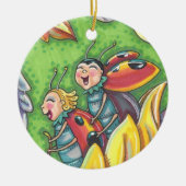 LADYBUGS RIDING ON FALLING AUTUMN LEAVES, FUN BUG KERAMISCH ORNAMENT (Voorkant)