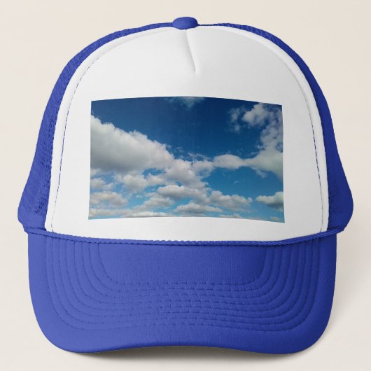 Lagen in de wolken trucker pet (Voorkant)
