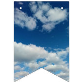 Lagen in de wolken vlaggetjes (Derde vlag)