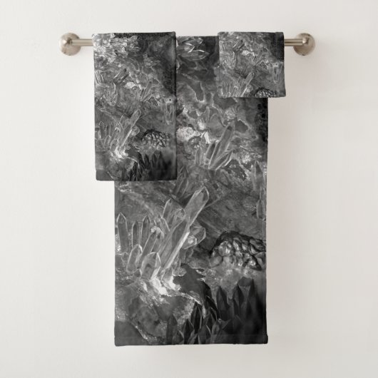 Lagen van kristallen grijs bad handdoek (Insitu)