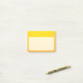 Lager bier met kleine belletjes post-it® notes (Op bureau)