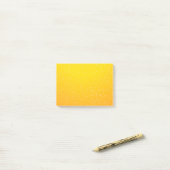 Lagerbier met kleine belletjes achtergrondkunst post-it® notes (Op bureau)