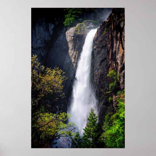 Lagere Yosemite-watervallen in cascade Poster (Voorkant)