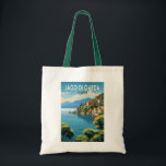 Lago di Garda Italia Travel Art Vintage Tote Bag<br><div class="desc">Gardameer vector art ontwerp. Het Gardameer in Noord-Italië staat bekend om zijn kristalhelder water. Aan de zuidkant wordt de stad Sirmione gedomineerd door de Rocca Scaligera,  een fort met uitzichten.</div>