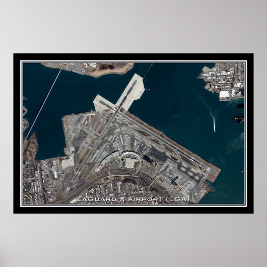 LaGuardia Airport New York Satellite Poster Map (Voorkant)