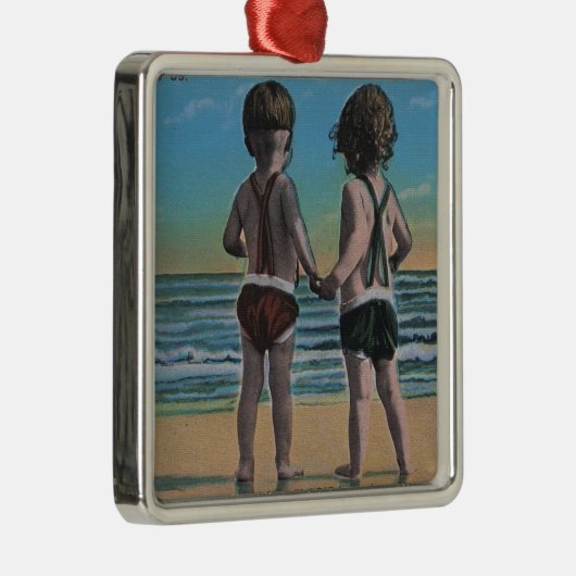 Laguna Beach, FL — Greetings from Scene w/Kinder Metalen Ornament (Rechts)