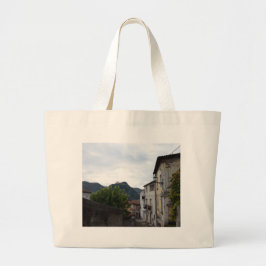 Laino Borgo Grote Tote Bag