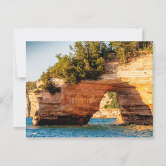 Lake Arch, afgebeeld Rocks National Lakeshore, MI Briefkaart