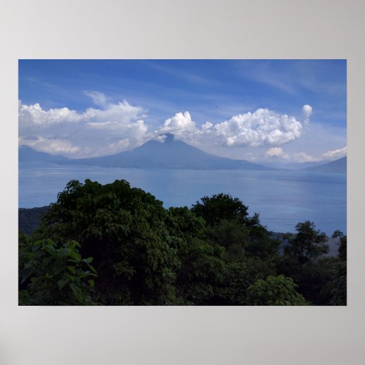 Lake Atitlan Volcanoes Poster (Voorkant)